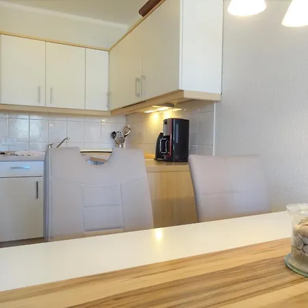 375, Seepark Apartment