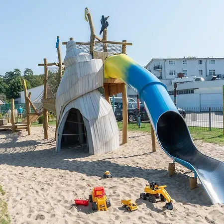 375, Seepark Зеллин